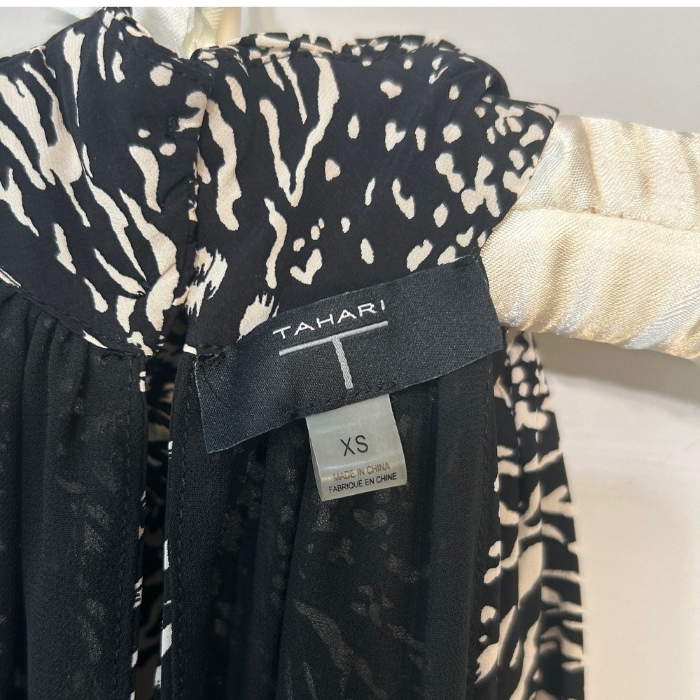 Tahari Halter Top Womens XS Black White Animal Print Mixed Media Blouse - Picture 3 of 6
